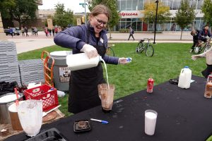 Office of Sustainability intern Ally Magnin preps a milkshake. Photo by Office of Sustainability intern team.