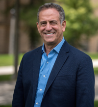 Russ Feingold. Image courtesy of the Nelson Institute. 